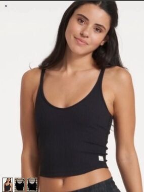 Vuori Halo Performance Crop Dream Knit Size:M